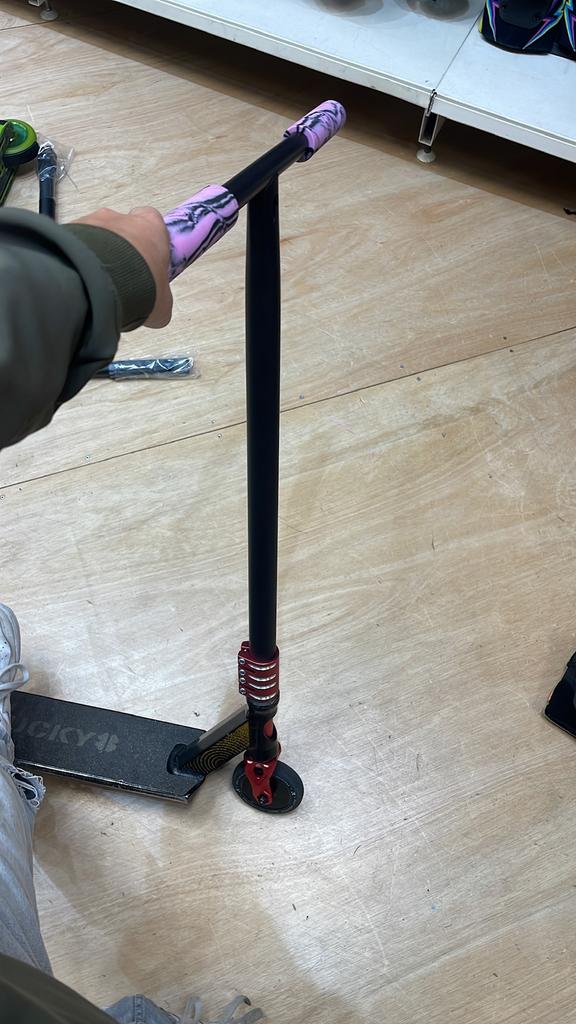 Stunt step, Fietsen en Brommers, Steps, Ophalen of Verzenden, Zo goed als nieuw, Gewone step
