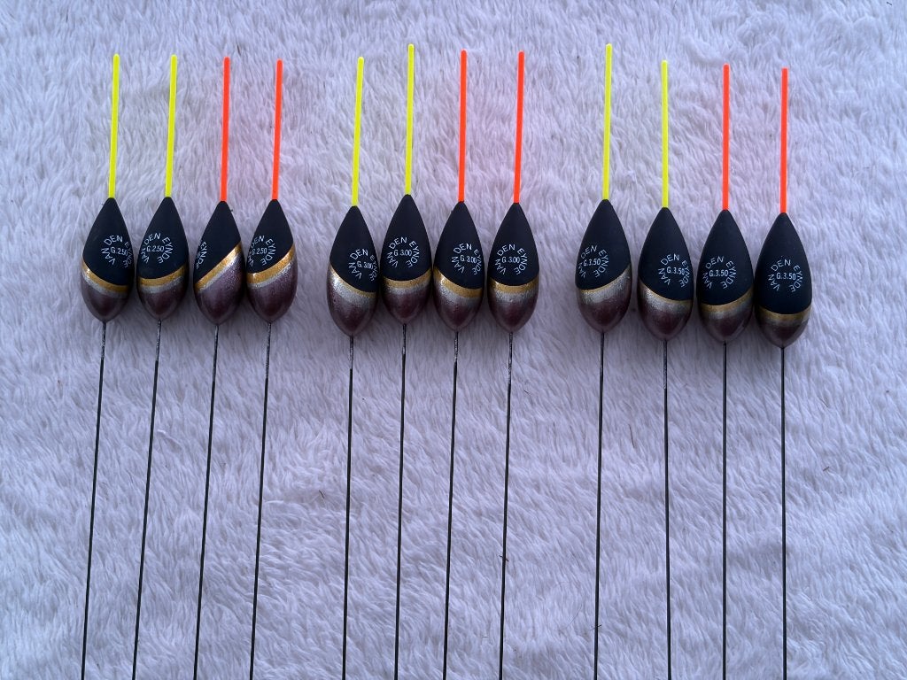 adv 103 / NIEUW serie 12 dobbers V D EYNDE, Ophalen of Verzenden, Nieuw, Dobber of Lood