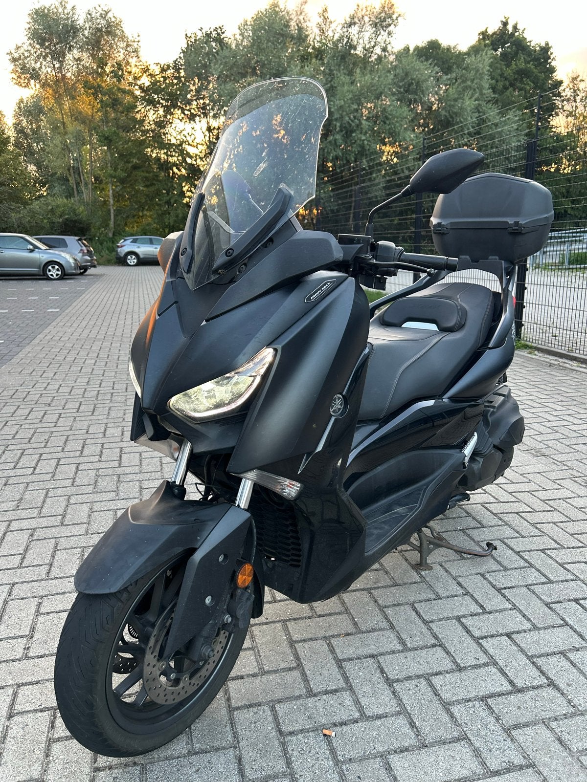 Yamaha X-MAX Iron Max 400 2020 met Stuurverwarming, Motoren, Motoren | Yamaha, 400 cc, Scooter, Gebruikt, Particulier