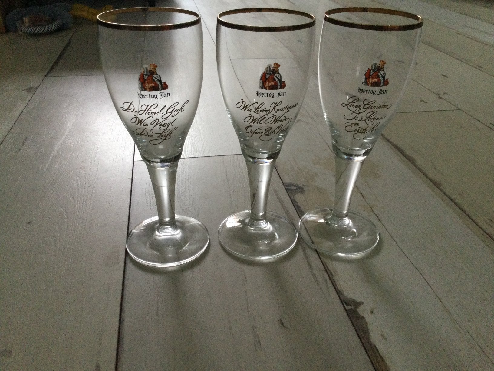Te koop 3 hertog jan spreukglazen op voet., Verzamelen, Ophalen of Verzenden, Zo goed als nieuw, Hertog Jan