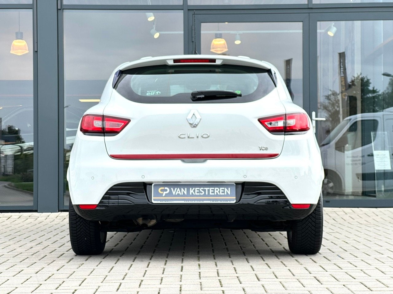 Foto 5 van RENAULT Clio TCe 90pk Dynamique | Nav. | Cruise C. | Voll De