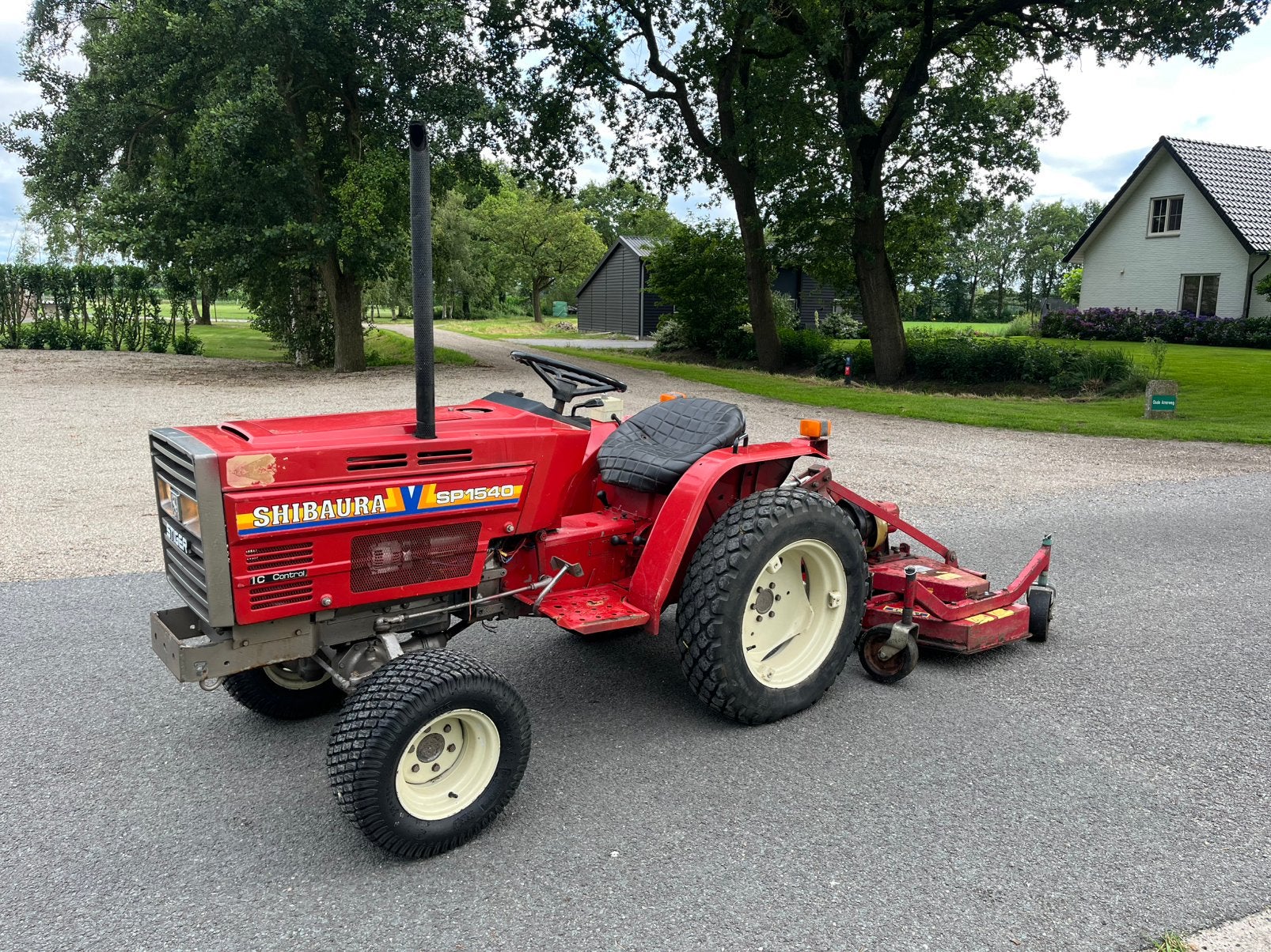Shibaura SP1540 4x4 mini trekker met maaier en manegevlakker, Gebruikt, Tot 2500, Tot 80 Pk, Ophalen