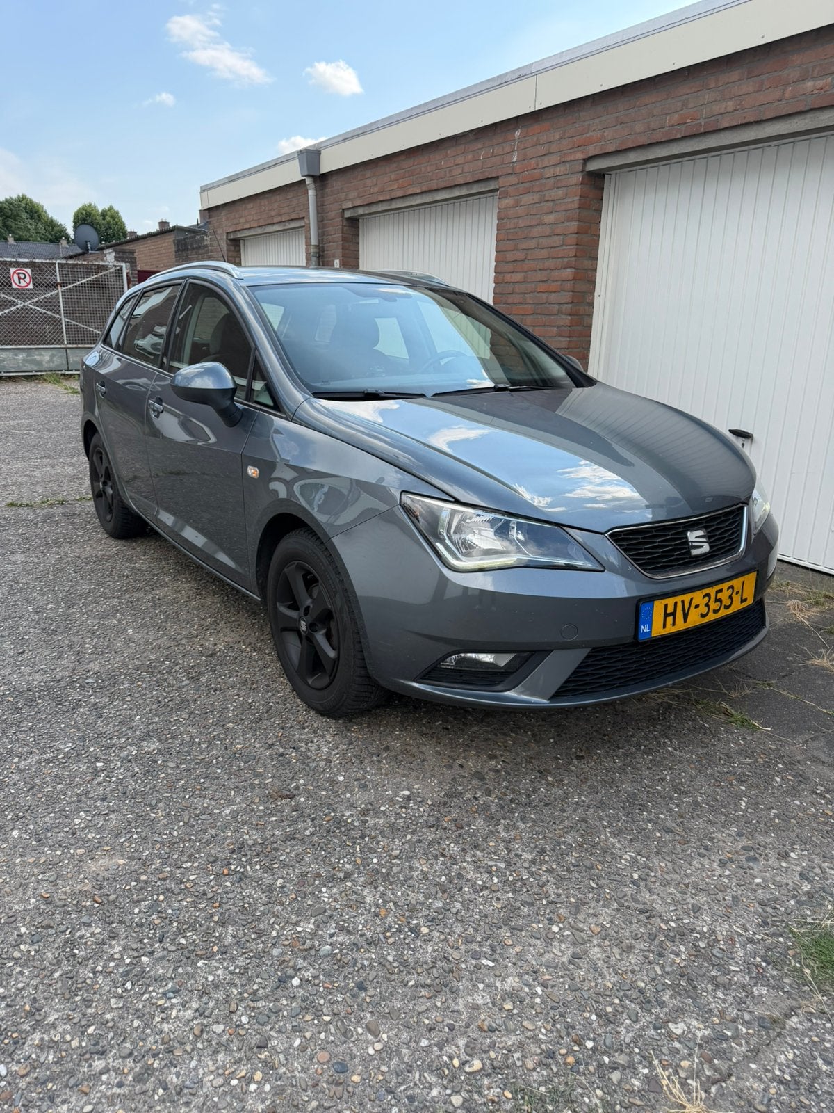 Seat Ibiza 1.0 TSI 70KW ST 2016 Grijs, Voorwielaandrijving, Stof, 40 €/maand, Ibiza
