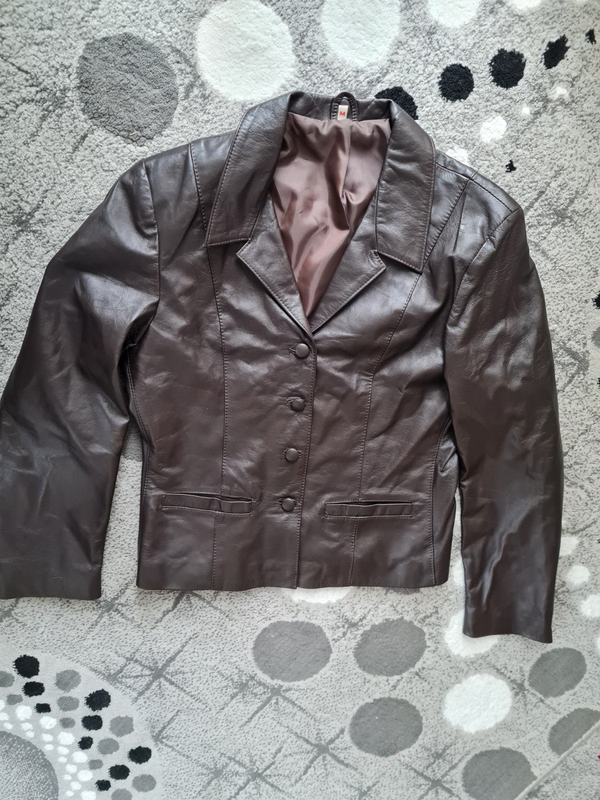 mooie dames jasje, Kleding | Dames, Jasjes, Kostuums en Pakken, Maat 38/40 (M), Bruin, Ophalen of Verzenden, Zo goed als nieuw