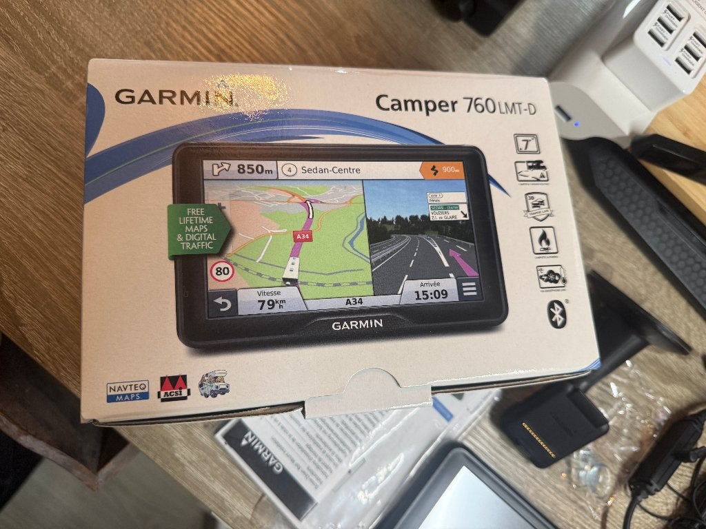 Garmin Camper 760 LMT-D (7inch) Lifetime, Ophalen of Verzenden, Zo goed als nieuw