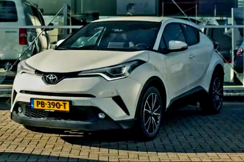 Toyota C-HR 1.2 Turbo 116pk 2017 Wit, Voorwielaandrijving, Wit, Origineel Nederlands, Handgeschakeld
