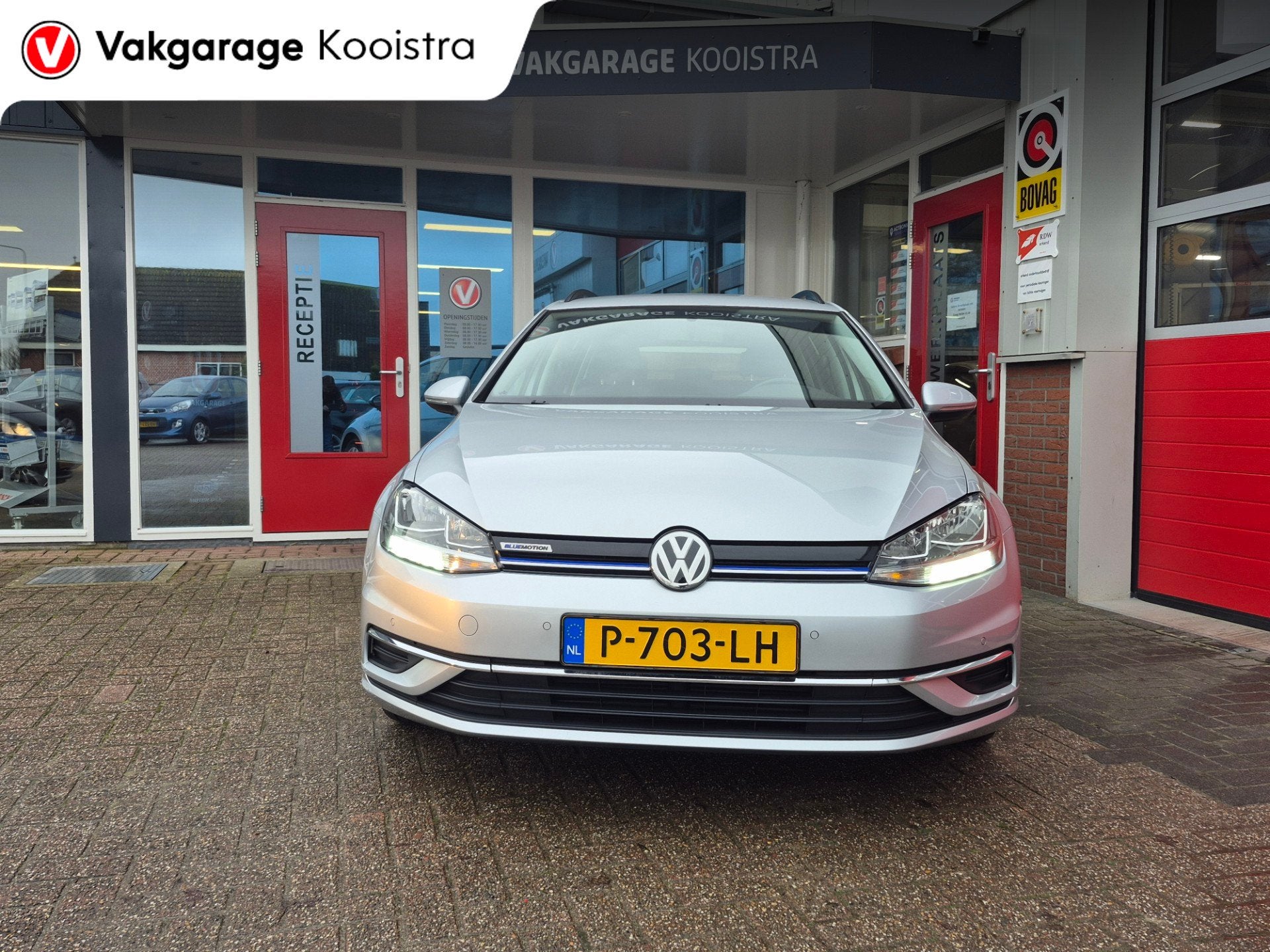 Volkswagen Golf 1.5 TSI Highline Business|ACC|Navi|Carplay, Auto's, 12 maanden, Stof, 4 cilinders, Handgeschakeld