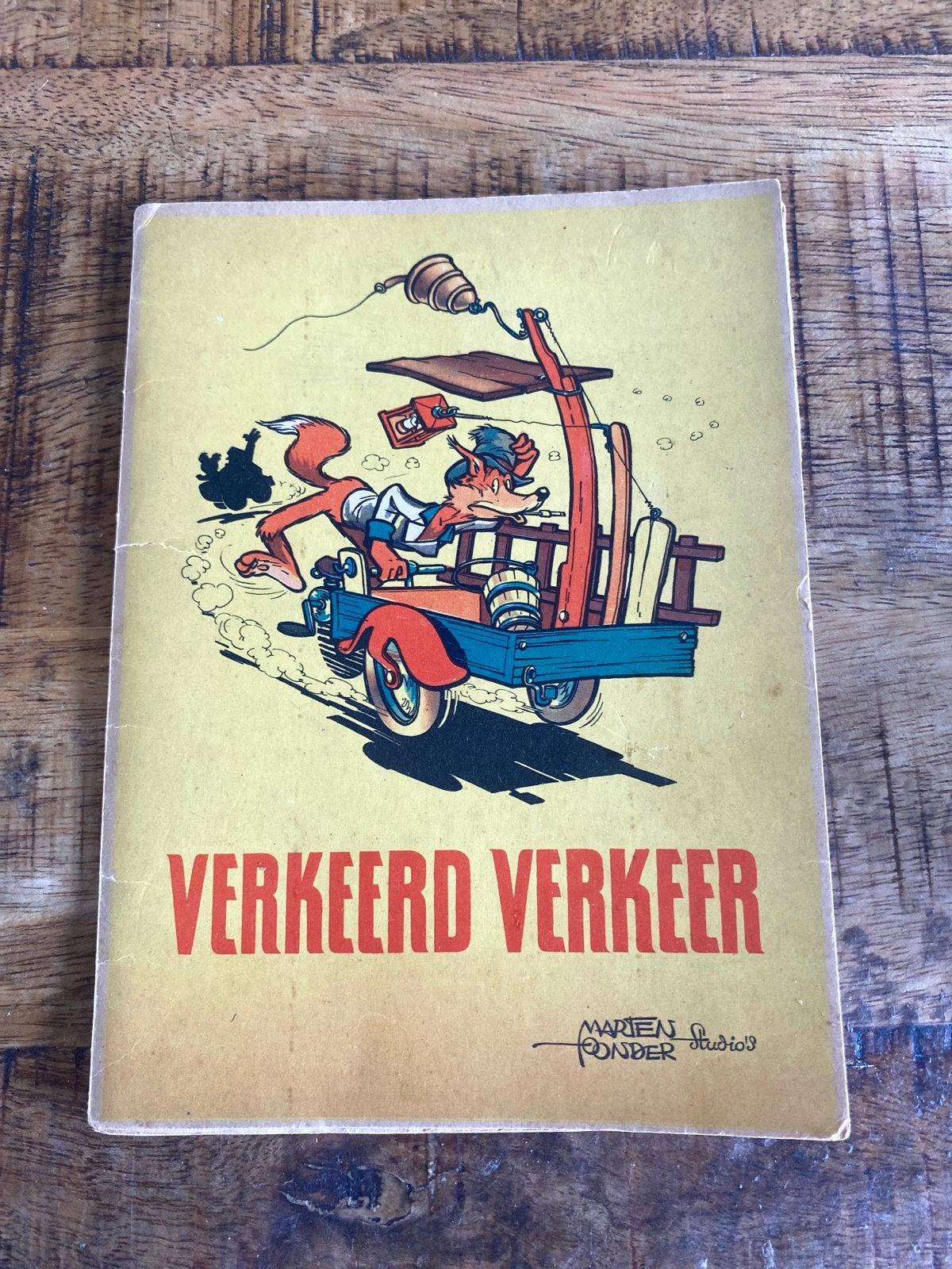 Verkeerd Verkeer - Marten Toonder Studios compleet, Ophalen of Verzenden, Gelezen, Fictie algemeen