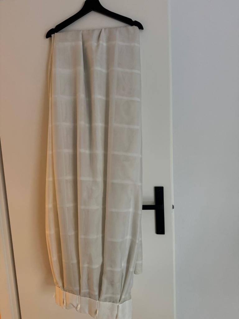 Inn between vitrage 4 stuks met vlinderplooi hoogte 235, Huis en Inrichting, Overige kleuren, Ophalen of Verzenden, Zo goed als nieuw