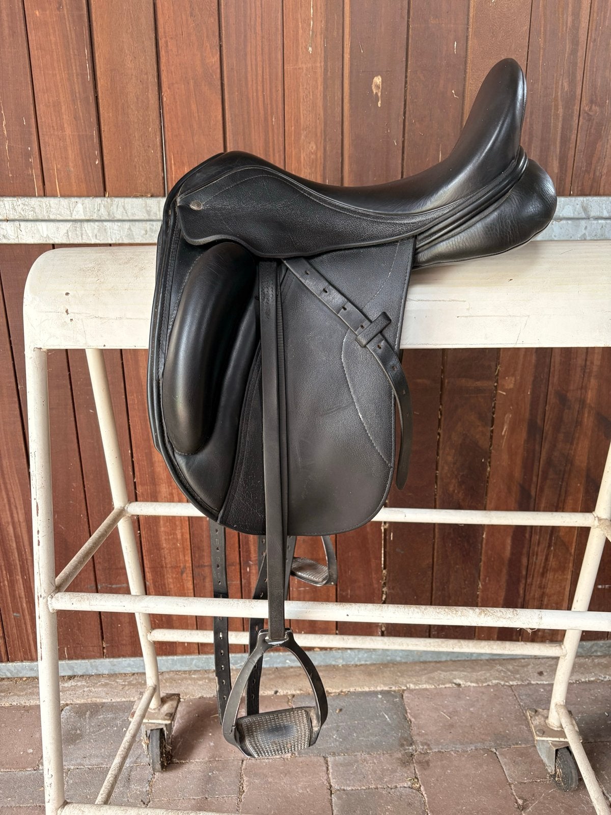 Custom Advantage R dressuur zadel, Ophalen, L (17.5 inch), Dressuur, Diepe zit