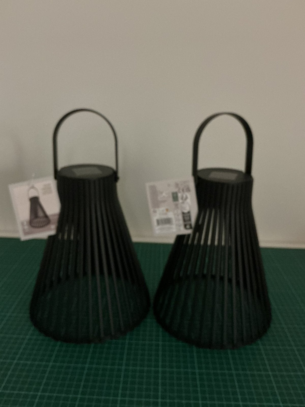 Twee solar lantaarns, Ophalen, Zonne-energie, Kunststof, Minder dan 50 watt