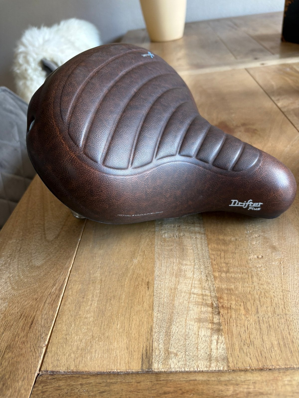 Selle Royal zadel bruin. Nieuw niet gebruiikt, Ophalen of Verzenden, Nieuw
