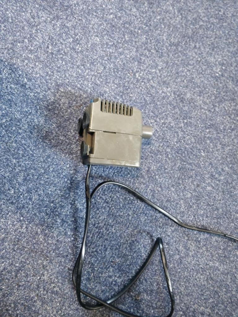 Oase Optimax 800, Dieren en Toebehoren, Ophalen of Verzenden, Gebruikt, Overige typen