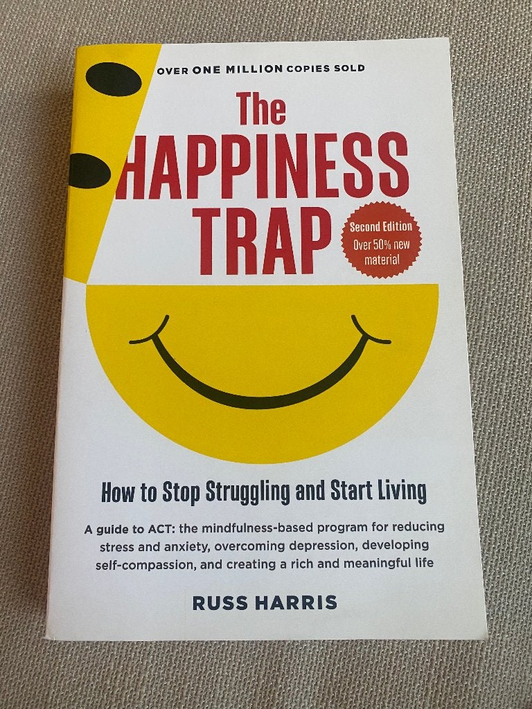 The Happiness Trap – Russ Harris (Engels), Boeken, Psychologie, Ophalen of Verzenden, Nieuw, Ontwikkelingspsychologie, Russ Harris