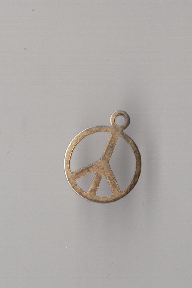 Peace teken bedel, Gebruikt, Niet vindbaar, Niet vindbaar, Speldje of Pin