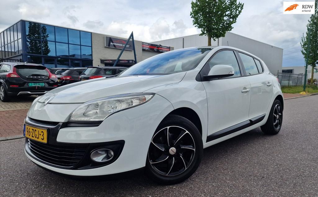 Renault Mégane 1.5 dCi Expression NAVI PSENSOR CRUISE 2 X S, Euro 5, Gebruikt, 4 cilinders, Wit