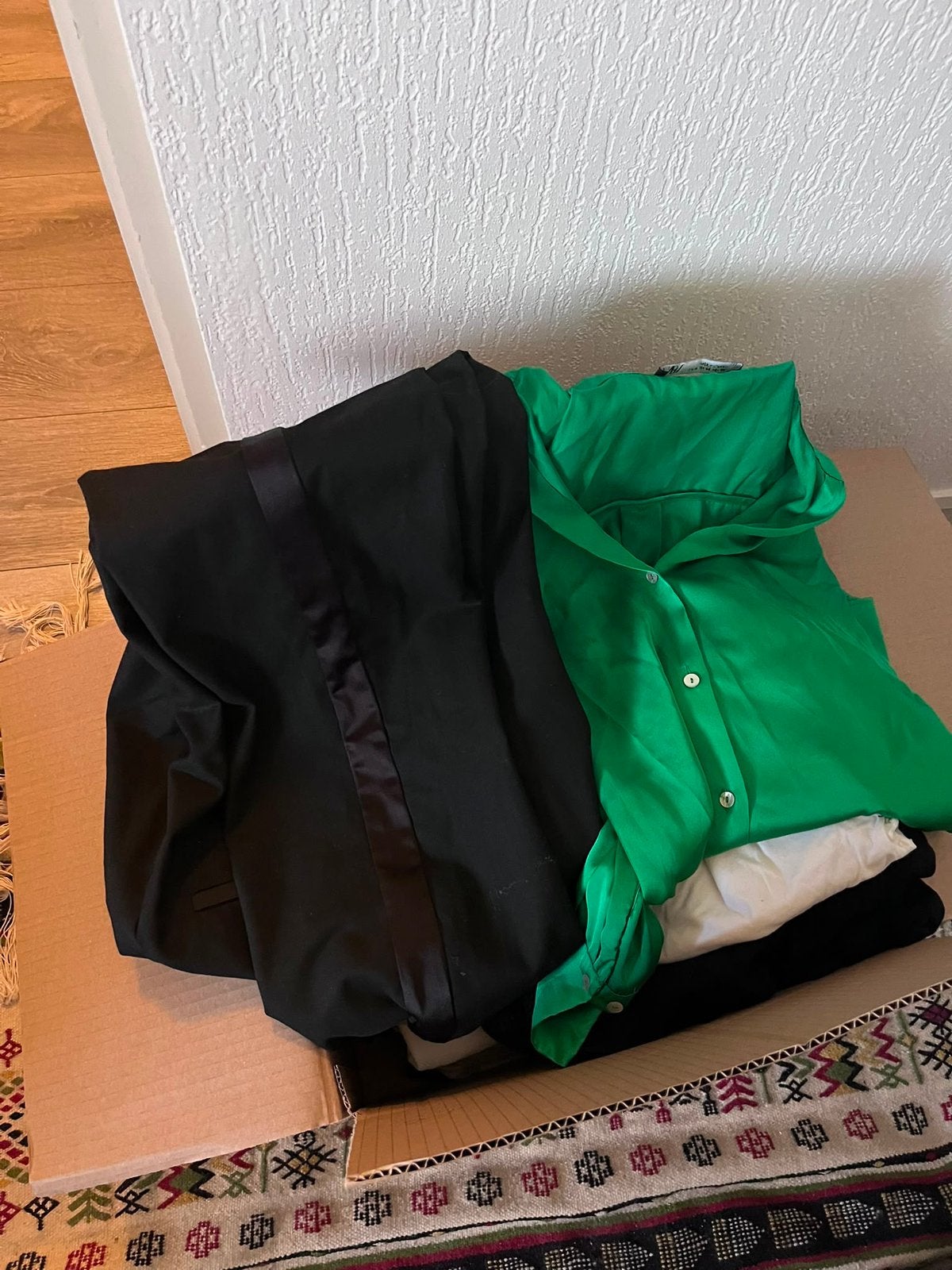 Vrouwenkleding, Antiek en Kunst, Antiek | Kleding en Accessoires, Ophalen of Verzenden, Dames