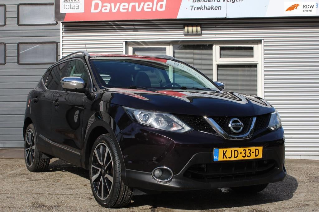 Nissan Qashqai 1.2 Premier Edition vol opties zoals: trekhaa, Voorwielaandrijving, Gebruikt, 116 pk, Handgeschakeld
