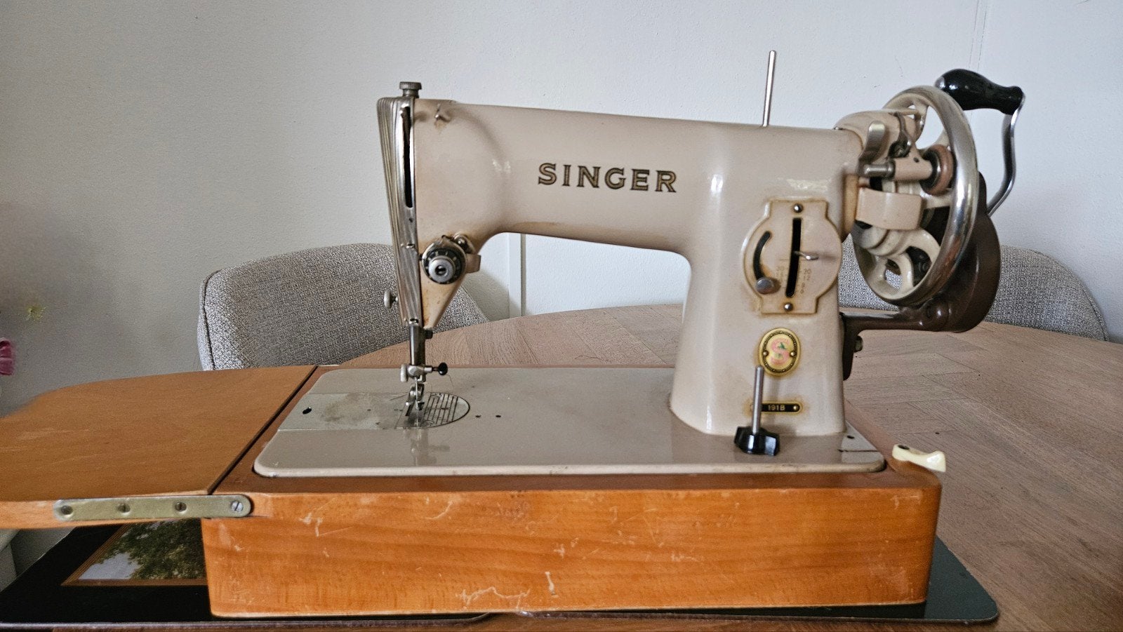 naaimachine vintage merk Singer van 1957 in Koffer, Ophalen