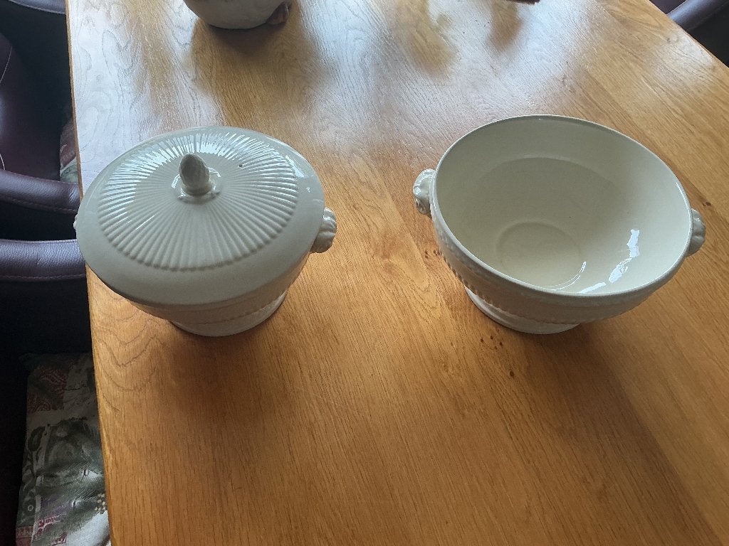Wedgwood Schalen, Huis en Inrichting, Keuken | Servies, Klassiek, Ophalen of Verzenden, Schaal of Schalen, Zo goed als nieuw