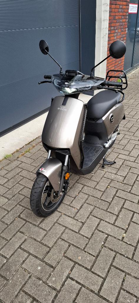 Super Soco cux electrice snorscooter, Fietsen en Brommers, Snorfietsen en Snorscooters, Gebruikt, Elektrisch, Ophalen, Overige merken