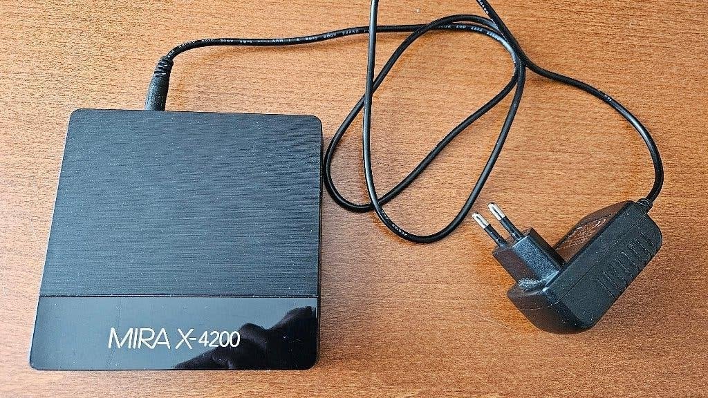 IPTV box MIRA X 4200, Ophalen of Verzenden, Zo goed als nieuw