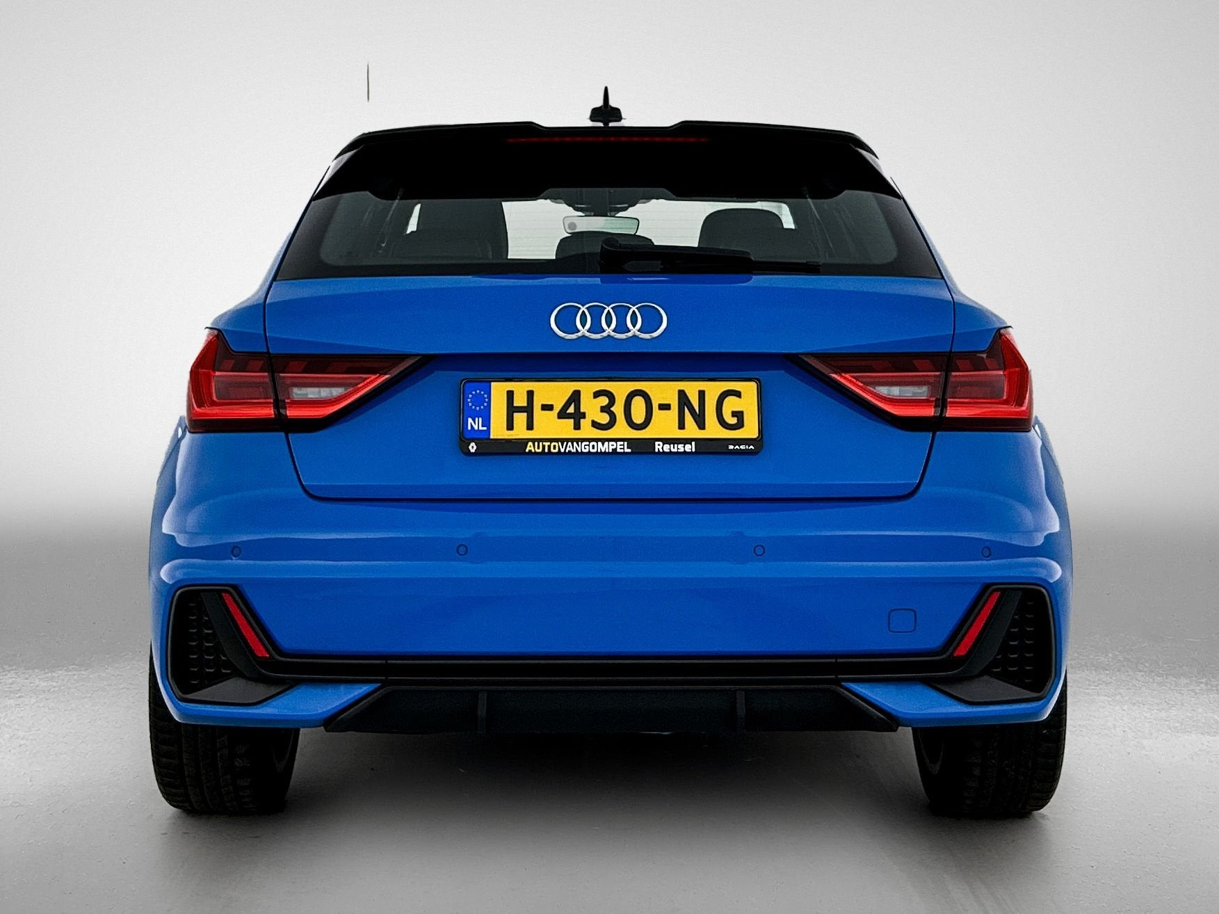 Audi A1 Sportback 30 TFSI S Line edition one | NAVI | STOELV, Voorwielaandrijving, 12 maanden, Stof, Euro 6