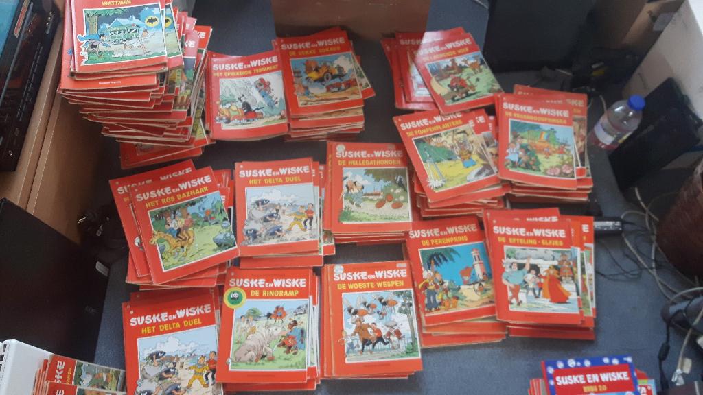 grote partij Stripboeken van Suske & Wiske 30-4, Meerdere stripboeken, Ophalen, Gelezen