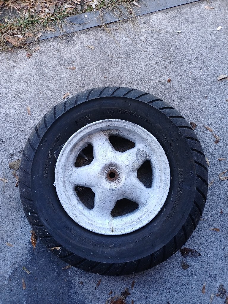 Achterwiel voor scooters met Minarelli verticaal blok 10inch, Fietsen en Brommers, Ophalen of Verzenden, Gebruikt, Frame, Yamaha