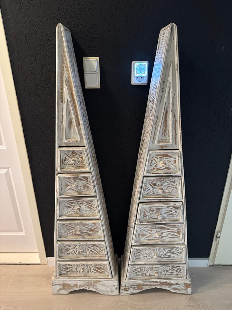 Unieke houten piramide ladekasten - set van 2, Huis en Inrichting, Minder dan 50 cm, Gebruikt, 5 laden of meer, 100 tot 150 cm