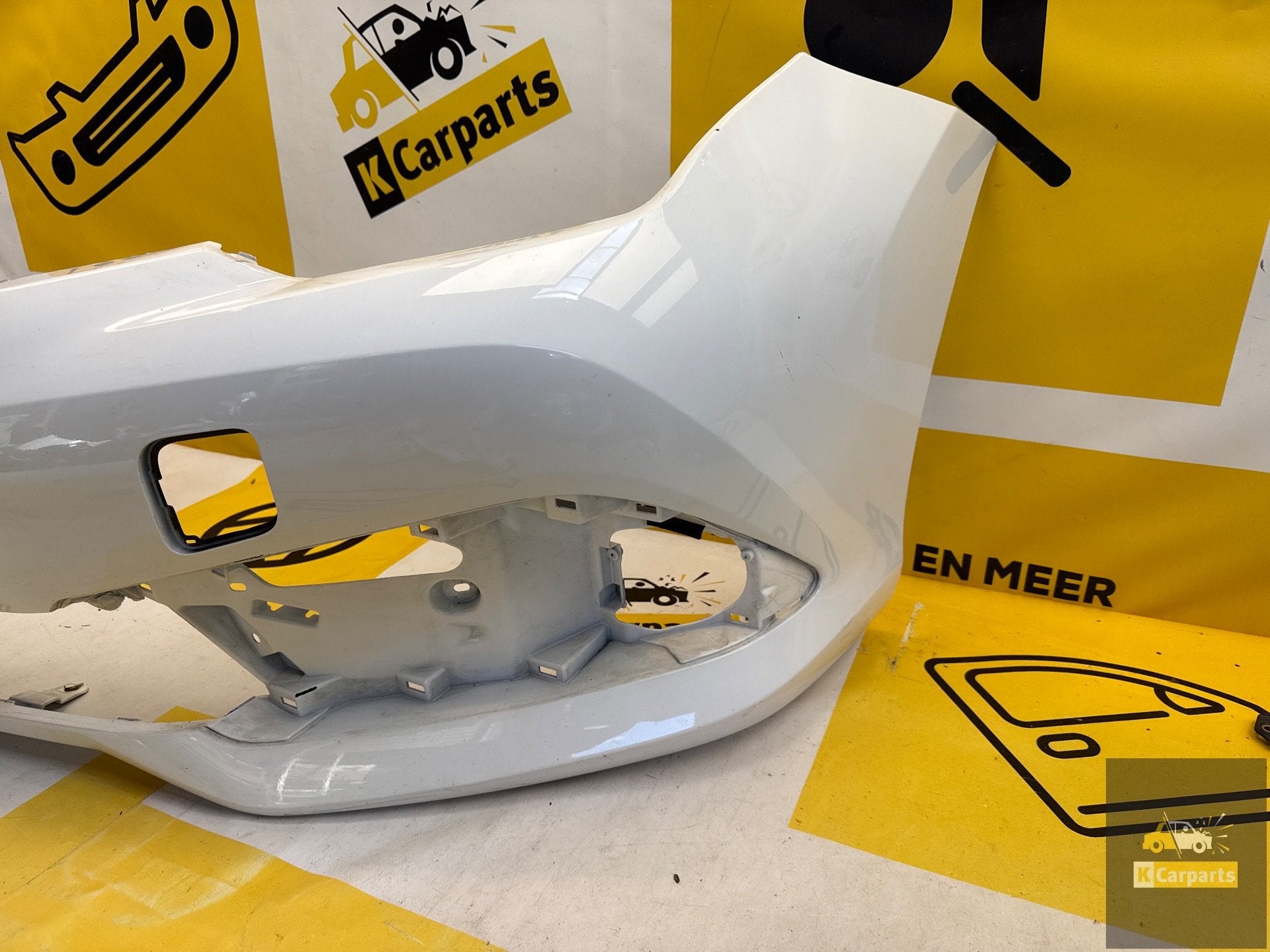 Voorbumper Toyota Auris 2 FACELIFT bumper 52119-02K40, Auto-onderdelen, Info@toyota.co.jp, Gebruikt, Voor, Toyota Motor Corporation