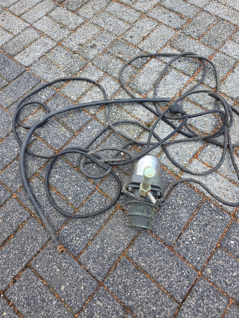 Oase vijverpomp, Ophalen, Gebruikt, Elektrisch, Dompelpomp