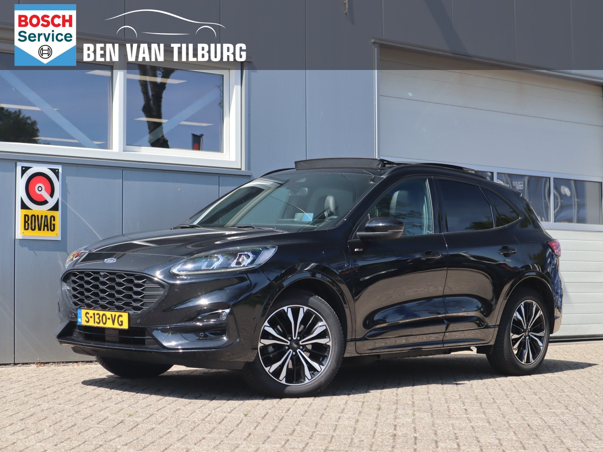Ford Kuga 2.5 PHEV ST-Line X / Pano / Winter pack / HUD, Auto's, Ford, Gebruikt, 4 cilinders, Zwart, Hybride Elektrisch/Benzine