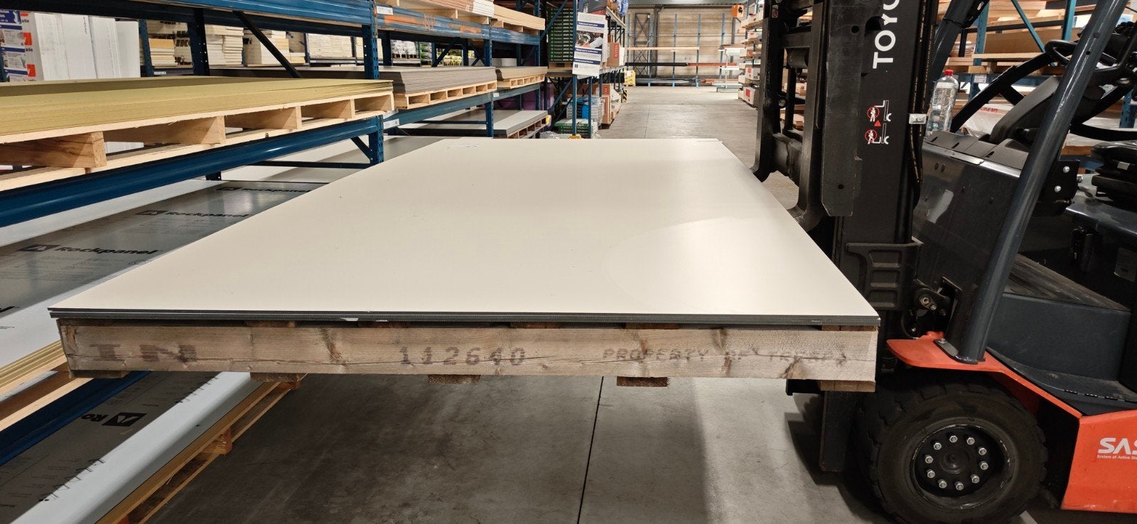 Trespa Izeon HPL plaat - 3050x1530x6mm - RAL9001, Ophalen, Nieuw, HPL, Minder dan 20 mm