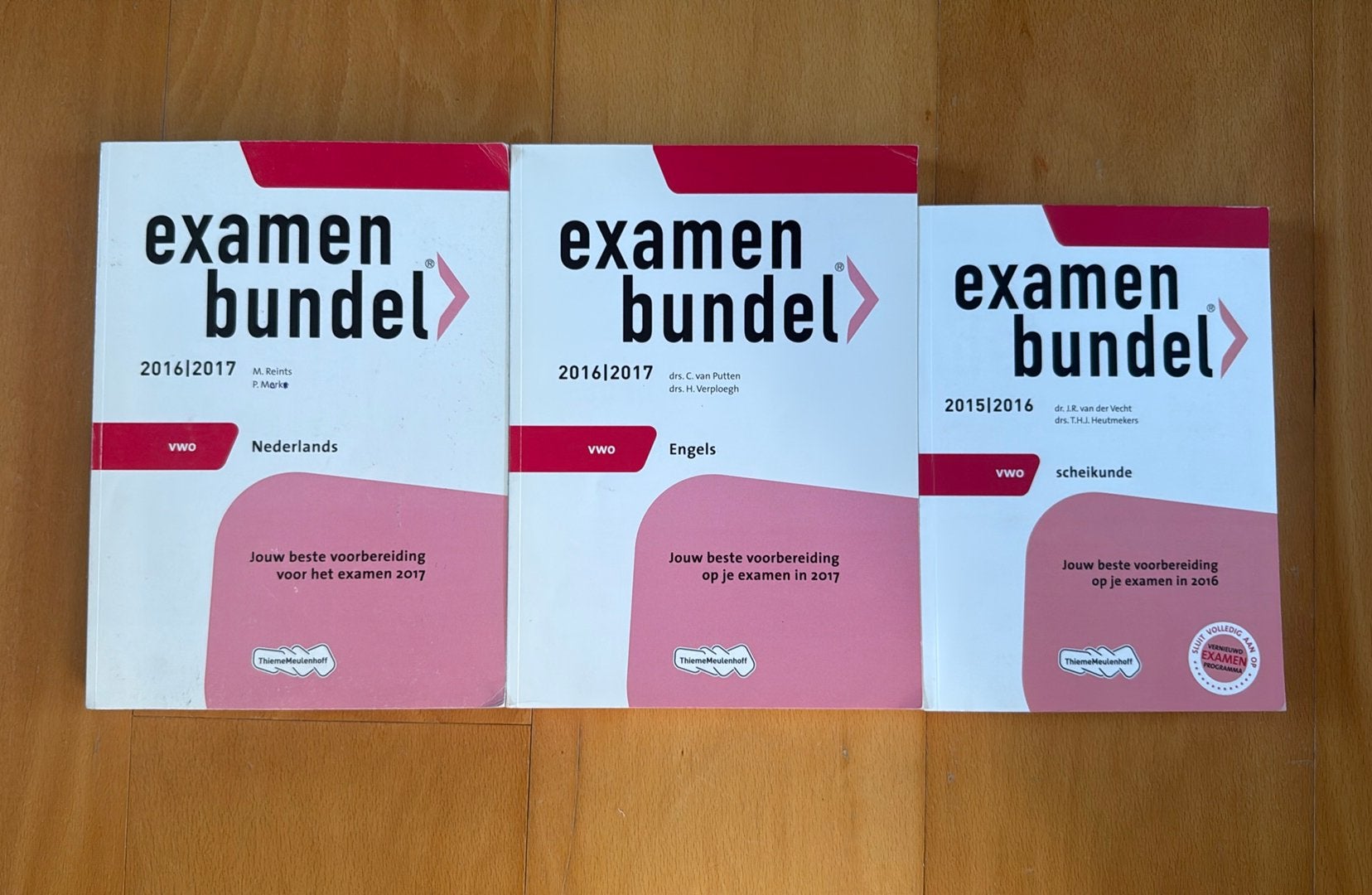 Oude examen bundels vwo, Ophalen, Zo goed als nieuw