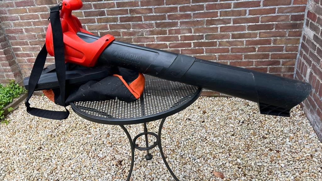 Bladblazer en blad zuiger, Tuin en Terras, Bladblazers, Gebruikt, Met opvangzak, Handgedragen, Ophalen of Verzenden