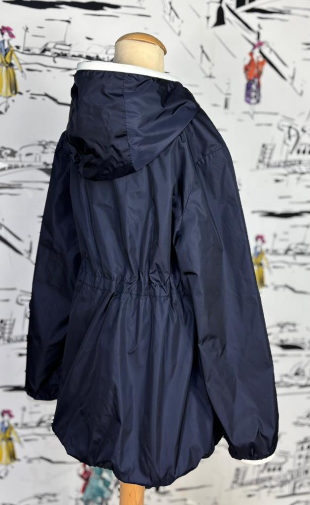 Moncler Eau navy parka meisjes zomerjas maat 10 (515 euro), Kinderen en Baby's, Moncler EU, Zo goed als nieuw, Moncler, Customercare@moncler.com