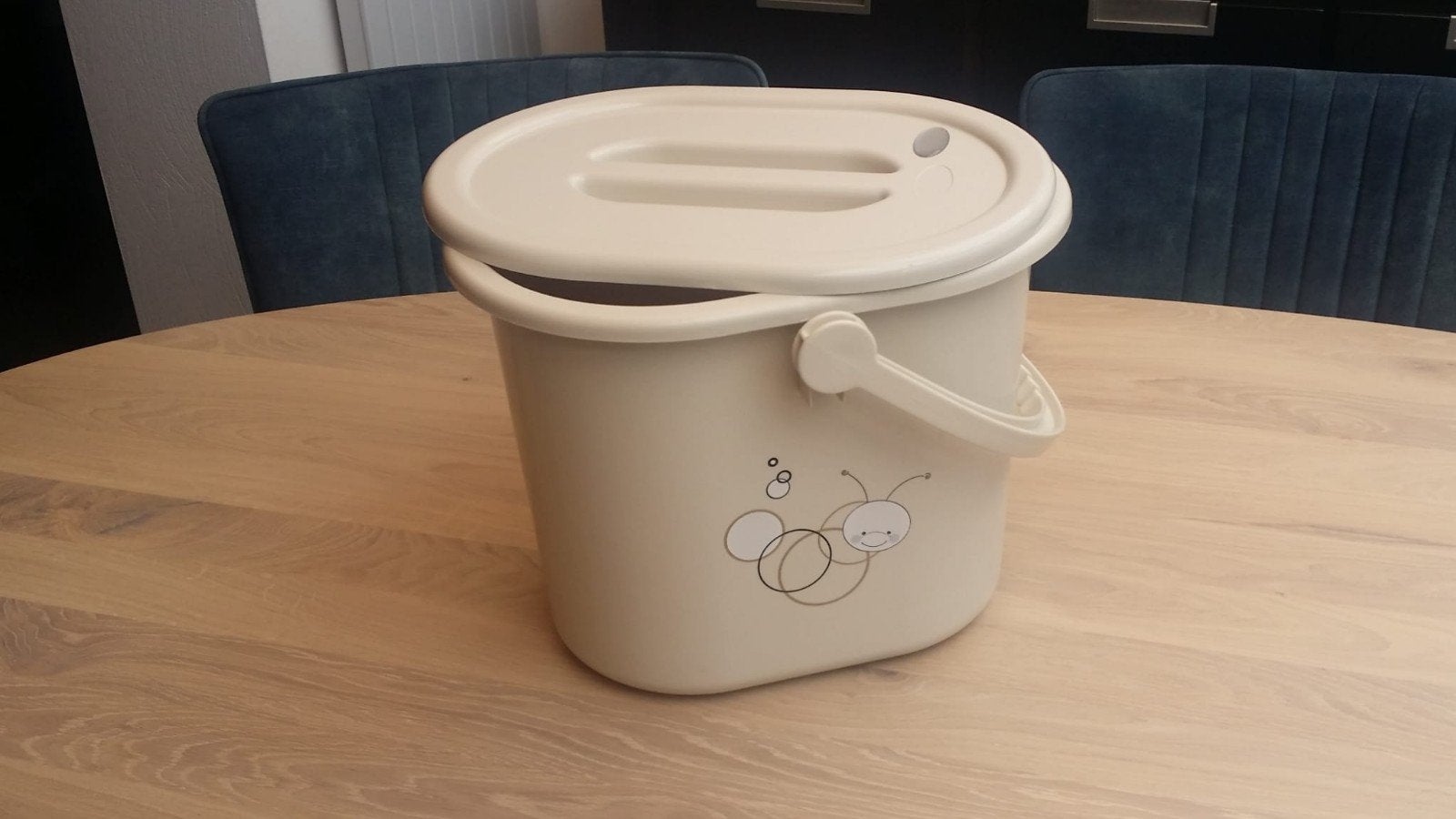 Bébéjou crème-kleurige Luieremmer met deksel en handvat, Ophalen of Verzenden, Zo goed als nieuw