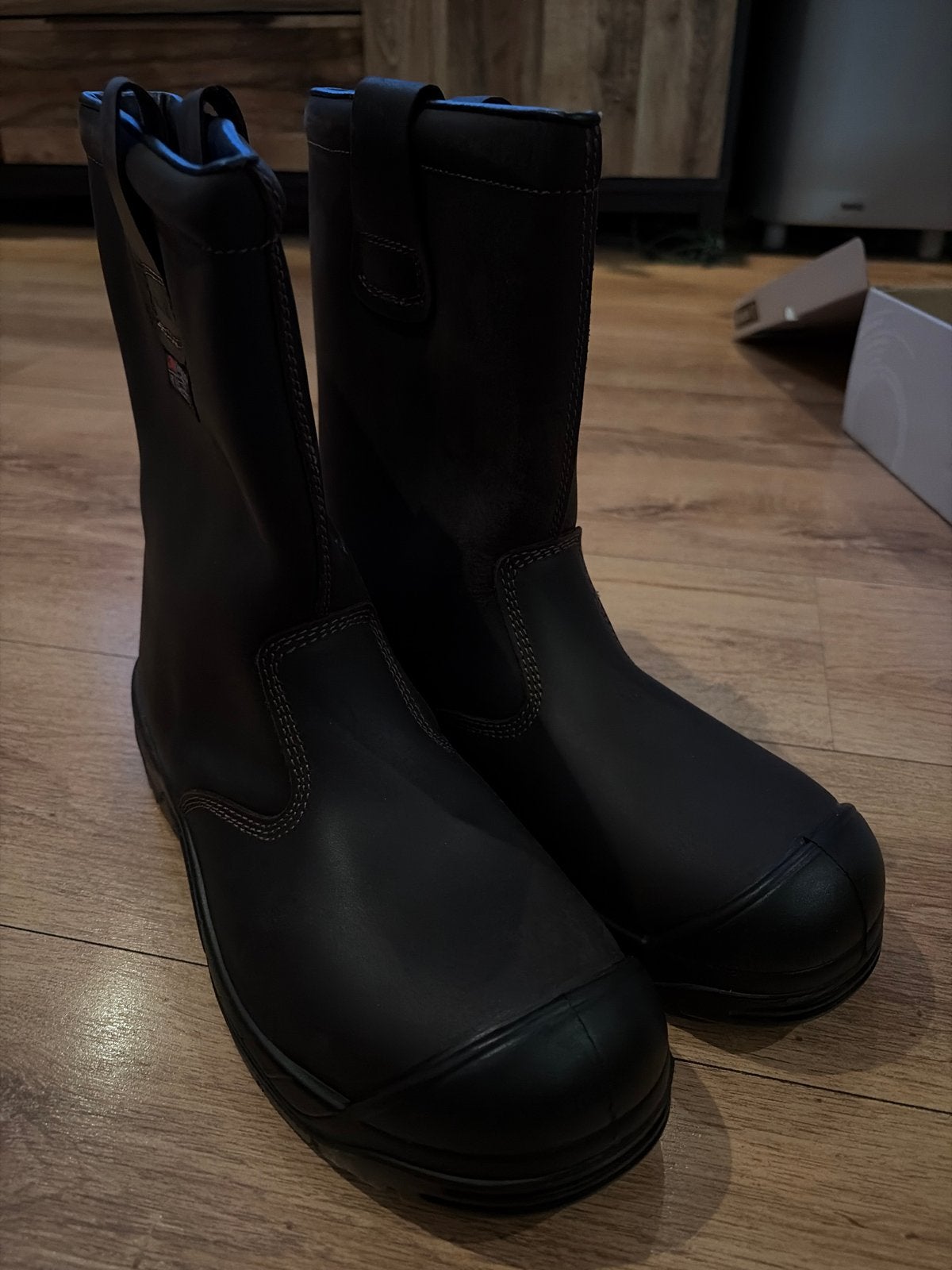 Nieuwe Artelli veiligheidslaarzen maat 45, Ophalen of Verzenden, Nieuw, Zwart, Werkschoenen