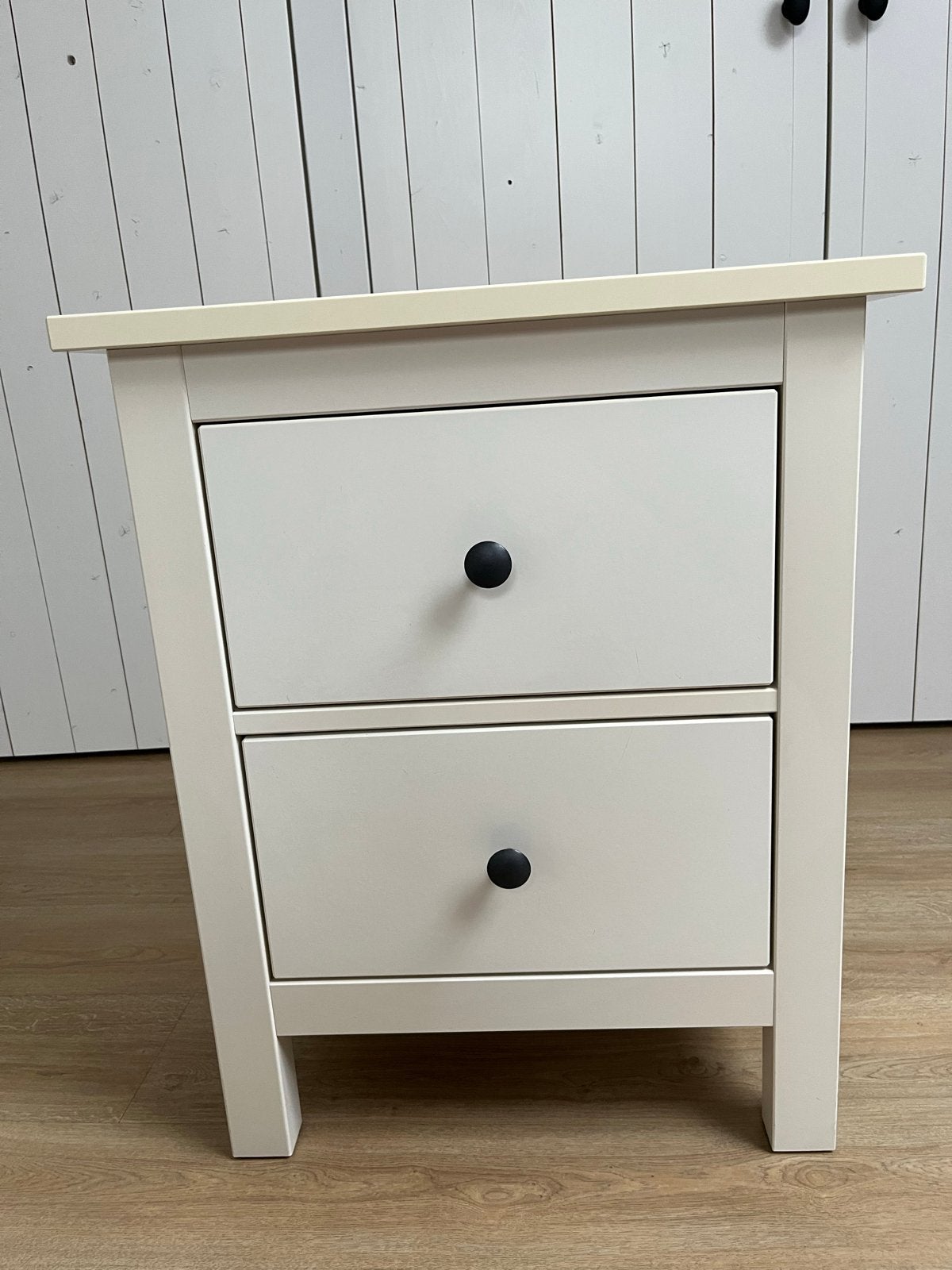 IKEA Hemnes Nachtkastje / Bijzettafel met 2 lades, Ophalen, Gebruikt, 55 tot 70 cm, 45 tot 65 cm