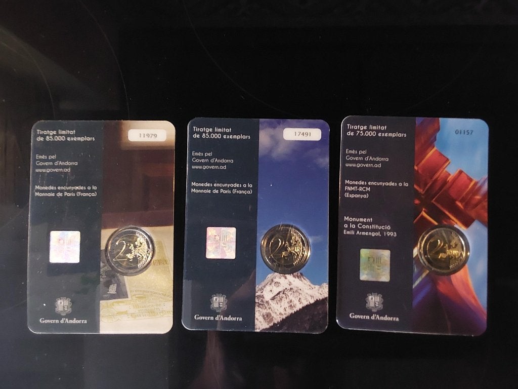 Foto 14 van 2 Euro Munten Verzameling 11 x verzegeld