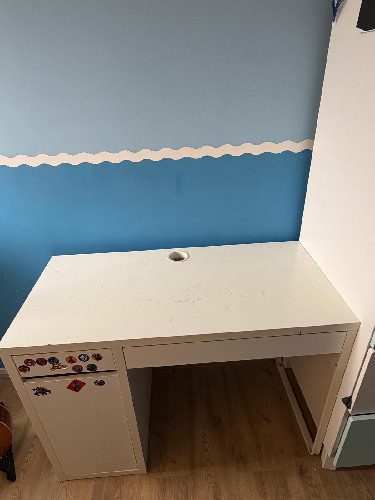 IKEA Micke Bureau, Huis en Inrichting, Ophalen, Gebruikt