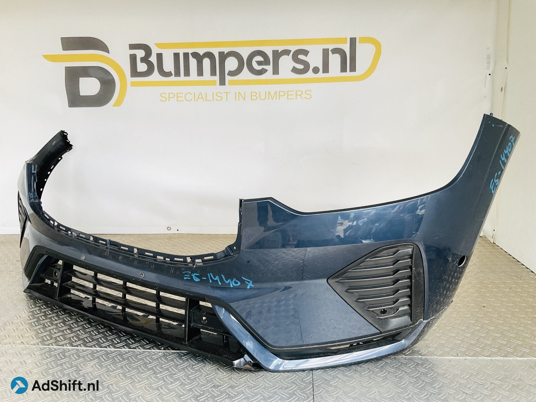 Bumper Volvo XC60 XC-60 R-Design Rdesign Facelift 21- 6xpdc, Bumper