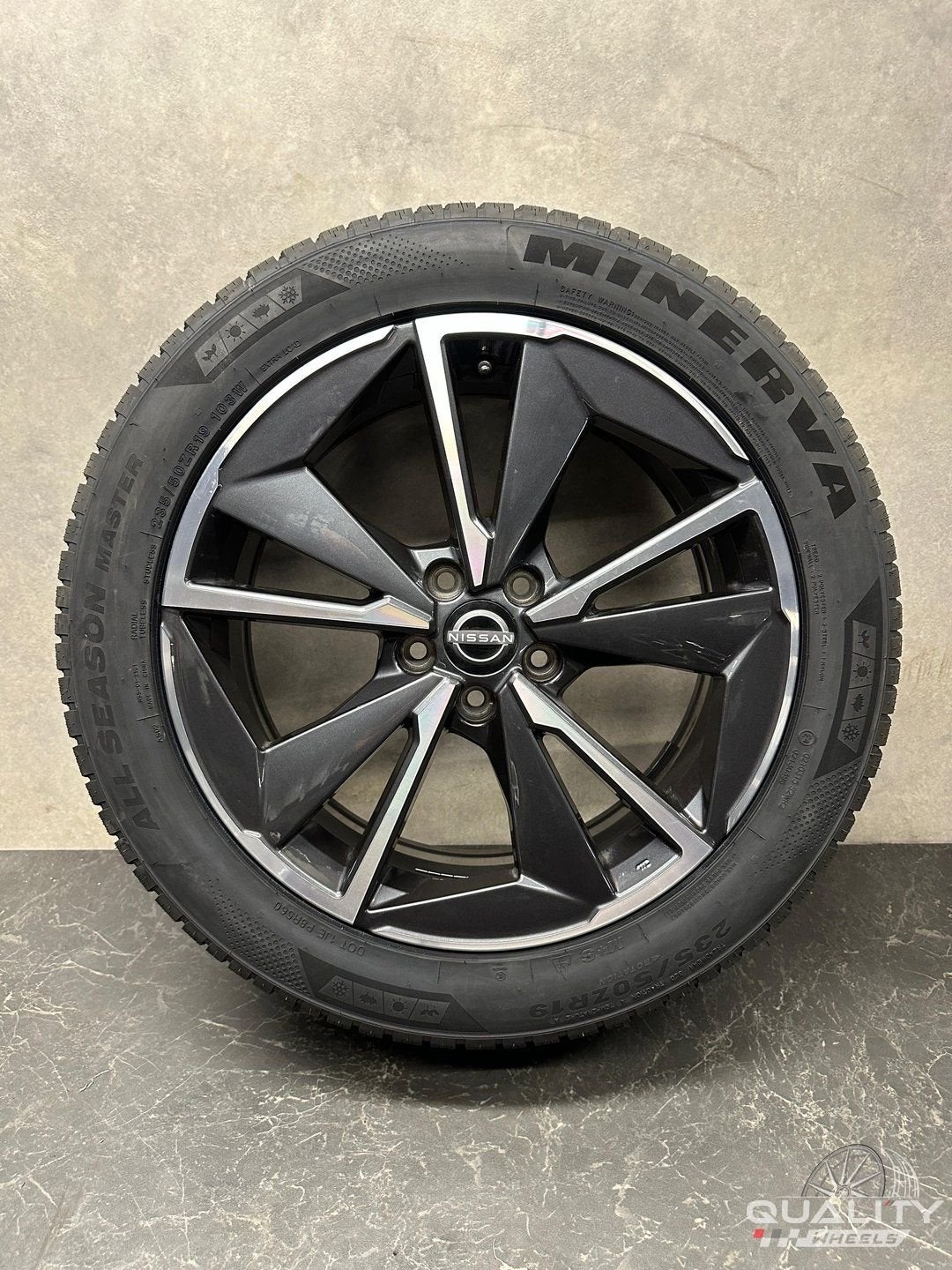 19” Nissan Qashqai J12 Velgen + all season Banden 235/50/19, Auto-onderdelen, Banden en Velgen, 19 inch, Gebruikt, -, -
