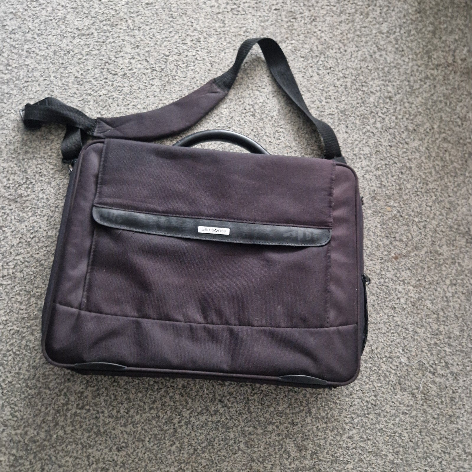 Samsonite laptoptas, Computers en Software, Laptoptassen, Ophalen of Verzenden, Samsonite, Zwart, Handvat