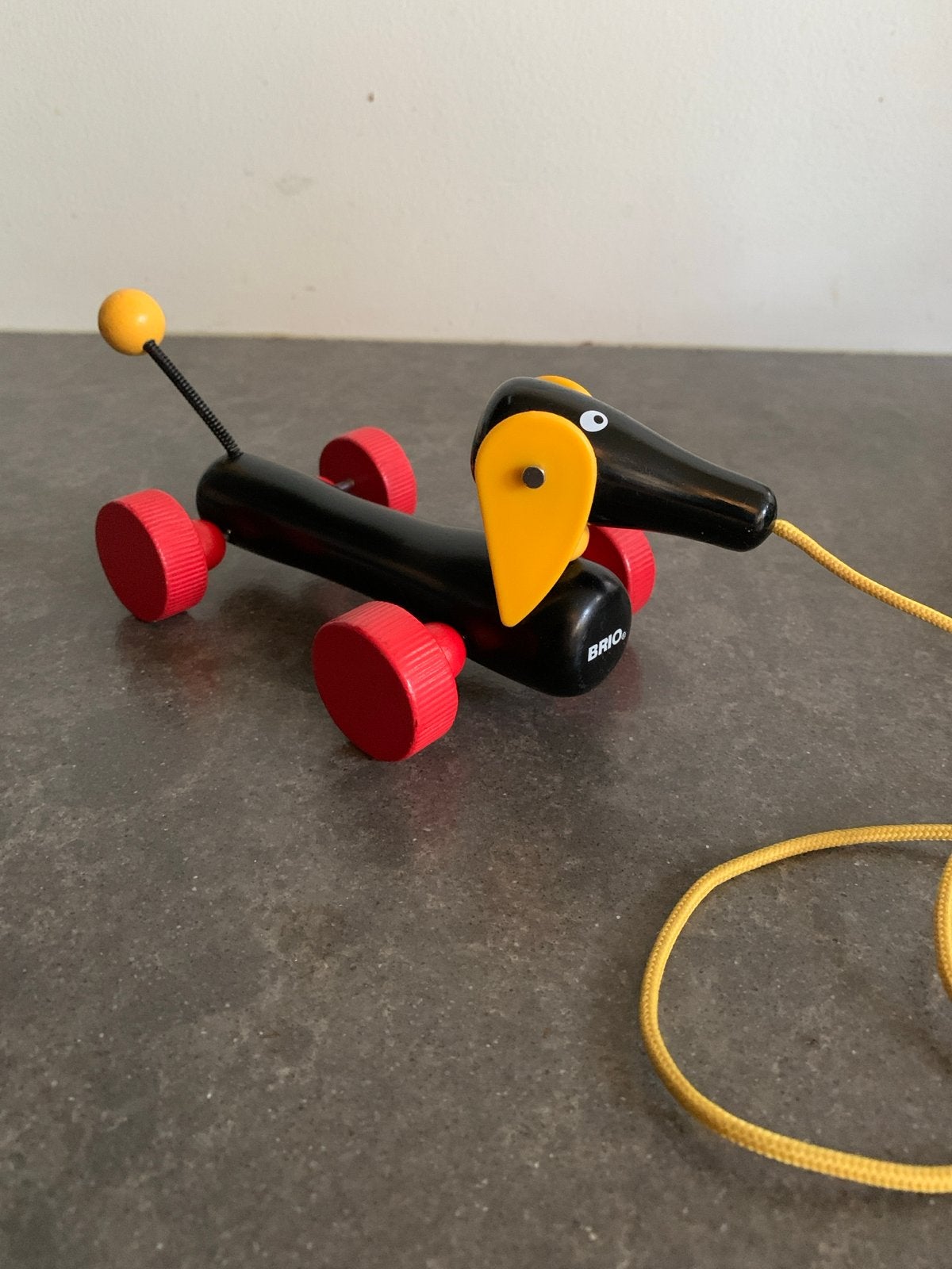 Brio Teckel Trekfiguur - Klassiek Houten Speelgoed, Ophalen of Verzenden, Gebruikt, Duw- of Trekspeelgoed