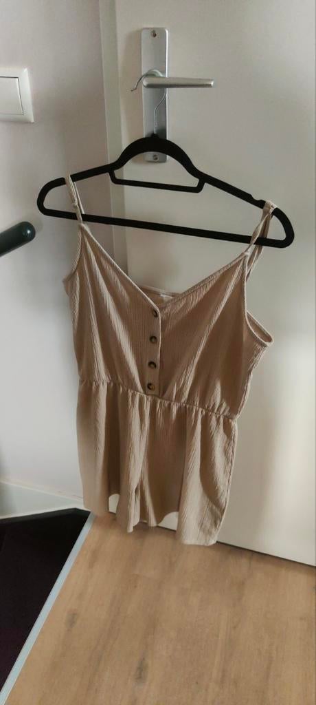 Stijlvolle jumpsuit met knoopjes H&M, Maat 38/40 (M), H&M, Beige, Ophalen of Verzenden
