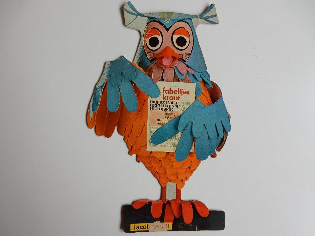 Fabeltjeskrant 2 figuren kartonhangers '68. o.a. J. De Uil., Ophalen of Verzenden, Gebruikt, Overige typen
