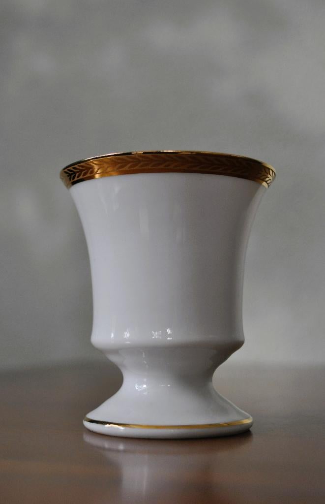 KLEIN Kopje Limoges France Porselein Goldplated 9 cm, Antiek en Kunst, Curiosa en Brocante, Ophalen of Verzenden