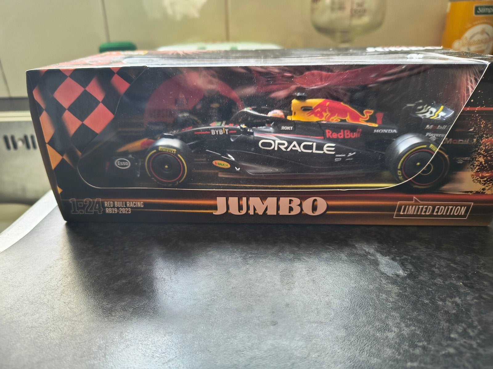 Max Verstappen Red Bull Racing RB19-2023 1:24 Jumbo, Hobby en Vrije tijd, Modelauto's | 1:5 tot 1:12, Ophalen of Verzenden, Nieuw